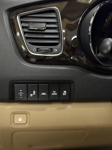 Продажа авто: Kia Carnival: 2019 г., 2.2 л, Автомат, Дизель, Минивэн — 7