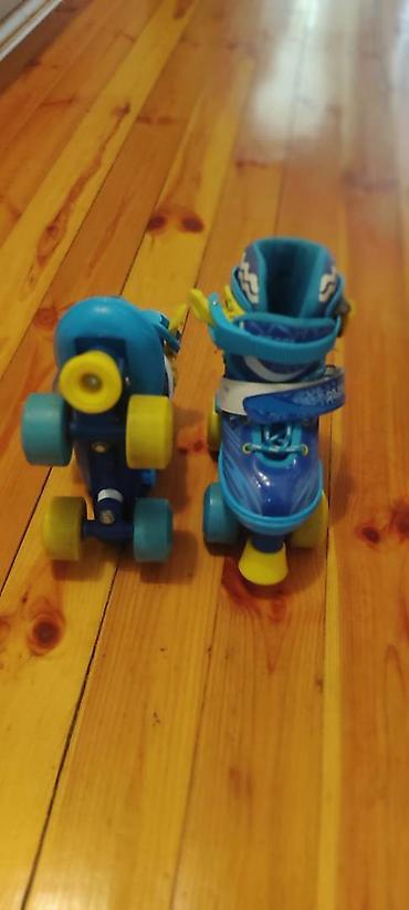 masin oyuncaq: 4 tekerli Rolik(Skate) satilir Cox az istifade olunub Nece alinibsa — 2