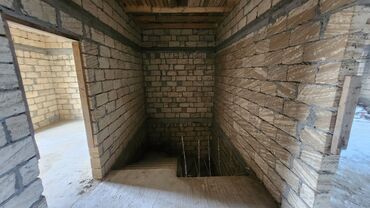 Həyət evləri və villaların satışı: 5 otaqlı, 204 kv. m, Kredit var, Təmirsiz — 12