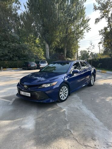 кожаные чехлы для авто: Toyota Camry: 2018 г., 2.5 л, Автомат, Бензин, Седан