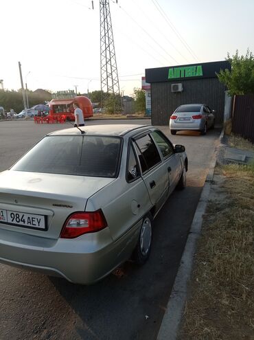 Daewoo: Daewoo Nexia: 2008 г., 1.6 л, Механика, Бензин, Седан