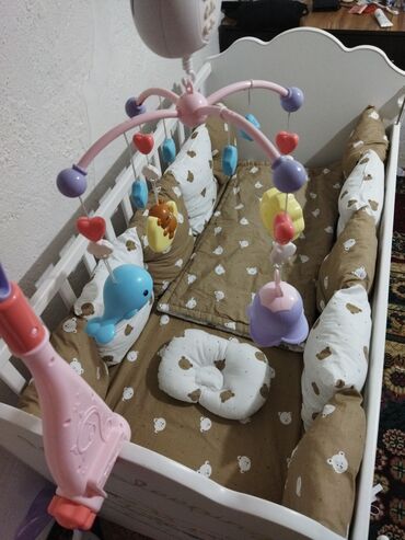 Манежи-кровати: Манеж-кровать, Б/у, С комодом, ЛДСП at lalafo.kg Манежи-кровати: Манеж-кровать, Б/у, С комодом, ЛДСП