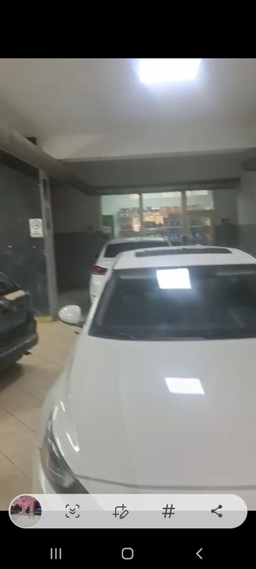 Otaqların satışı: Memar Əcəmi metrosu Yegane şadlıq sarayının arxası terefde Avtoservis — 2