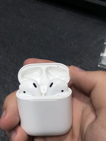 Наушники: Продам AirPods 
Оригинал
Цена 6000 сом