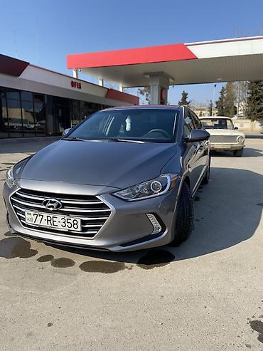 mersedes 202 bufer: Hyundai Elantra: 2 л | 2018 г. Седан — 2