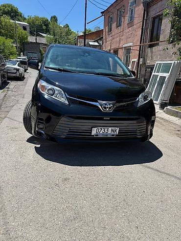 voxy noah: Toyota Sienna: 2020 г., 3.5 л, Автомат, Бензин, Минивэн — 9