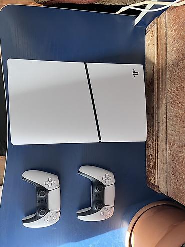 PlayStation 5 slim 3 qabaq alınıb radnoy 2 pult və əlavə olaraq ps lalafo.az -da PlayStation 5 slim 3 qabaq alınıb radnoy 2 pult və əlavə olaraq ps