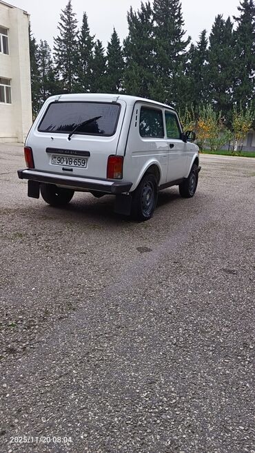 VAZ (LADA): VAZ (LADA) 4x4 Niva: 1.7 l | 2012 il 24564 km Ofrouder/SUV -da lalafo.az — 2 VAZ (LADA): VAZ (LADA) 4x4 Niva: 1.7 l | 2012 il 24564 km Ofrouder/SUV — 2