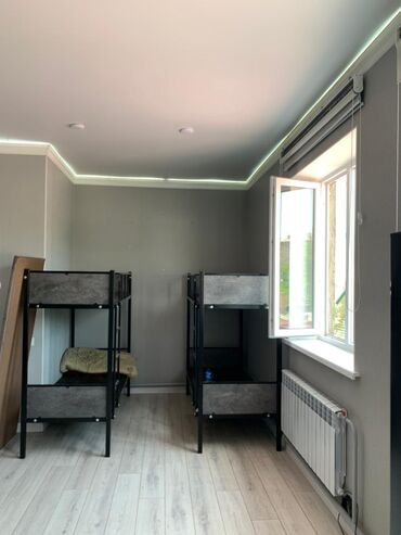 кызыл аскер бишкек: 184 м², 4 комнаты, Утепленный, Теплый пол, Бронированные двери