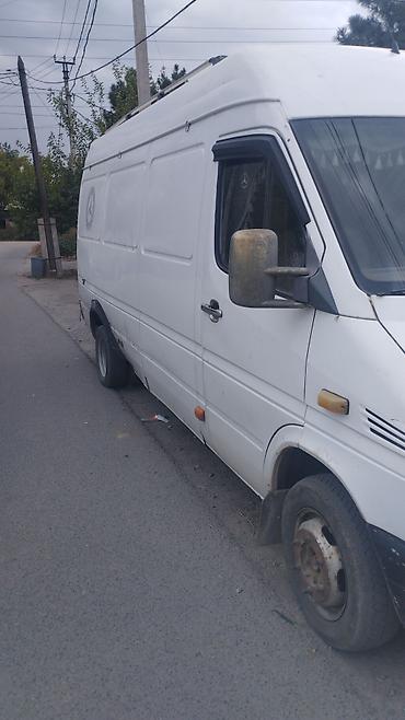 спринтеры: Mercedes-Benz Спринтер: 2002 г., Фургон — 2