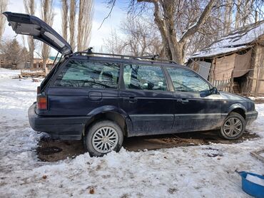 Volkswagen: Volkswagen Passat Variant: 1989 г., 1.8 л, Механика, Бензин, Универсал — 3