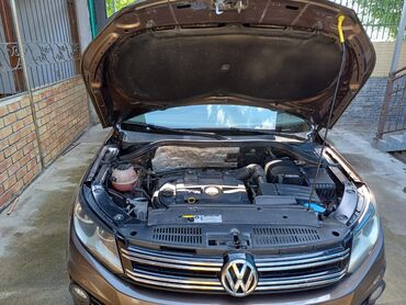 Volkswagen: Volkswagen Tiguan: 2015 г., 1.4 л, Механика, Бензин, Кроссовер