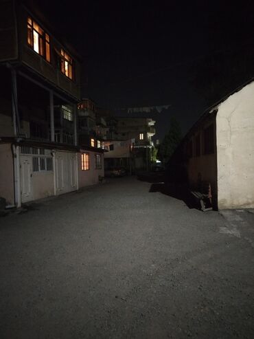 Digər tikinti xidmətləri: Küçə və həyət üçün gecə işıqlandırma xidməti - Şəkildə görüldüyü kimi