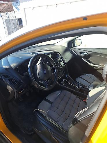 Ford: Ford Focus: 2015 г., 1.6 л, Механика, Бензин, Хэтчбэк — 4