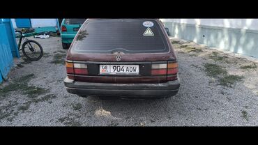 полик ош: Volkswagen Passat: 1989 г., Газ, Универсал