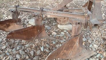 Другие тракторы: Трактор с навесным оборудованием Описание: - Колёсный трактор синего — 9