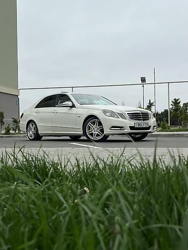 Mercedes-Benz: Mercedes-Benz E-Class: 2.1 l | 2010 il Sedan — 7
