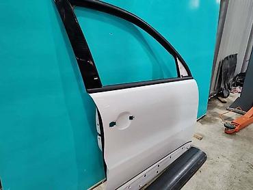 4*98: DESNA VRATA ZA VOLKSWAGEN TIGUAN OD 2007. DO 2016. GOD. | Originalna — 2