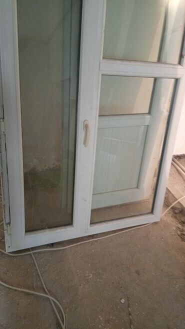 купить окно пластиковое бу: PVC sürgülü pəncərə və balkon qapısı,qapinin sekili aydin dusmeyib