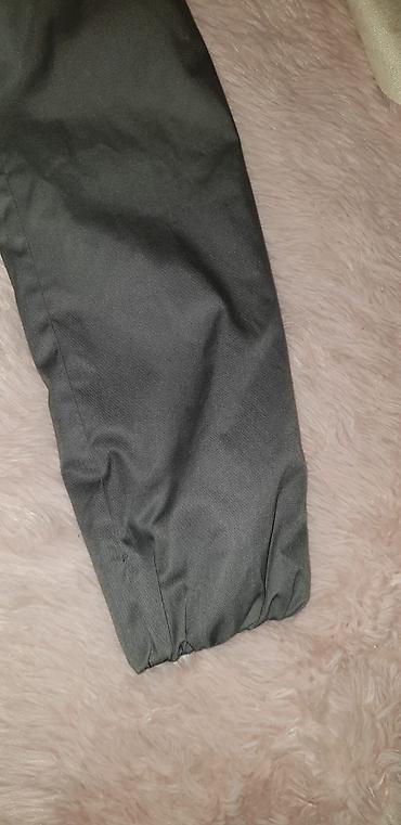 peta krusevac: Jakna duza H&M,sive boje(malo sbetlija nokansa uzivo),dužine do — 4