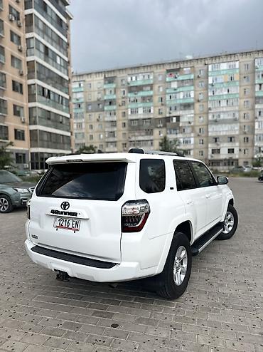 на тайоту: Toyota 4Runner: 2020 г., 4 л, Автомат, Бензин, Внедорожник — 5