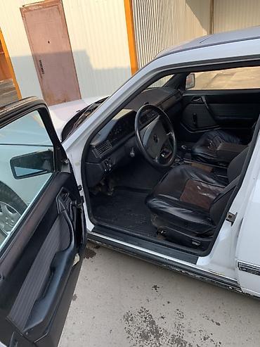 Mercedes-Benz: Mercedes-Benz W124: 1986 г., 2 л, Механика, Дизель, Седан — 2