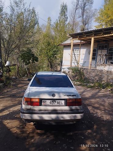 битый соната: Volkswagen Vento: 1994 г., 1.8 л, Механика, Бензин, Седан — 2