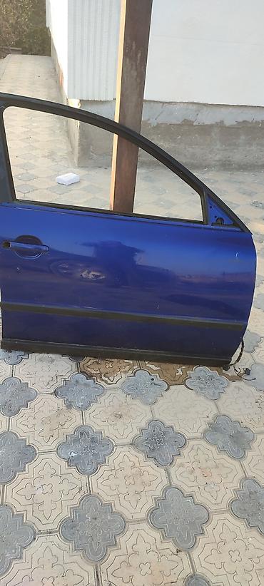 Двери и комплектующие: Дверь Передняя правая Volkswagen, Б/у, Оригинал — 1