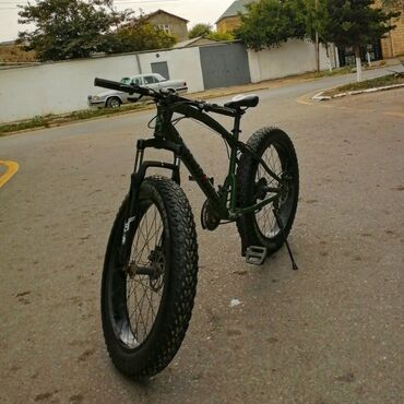 İdman velosipedləri: Yeni Fat Bike Trek, 26", sürətlərin sayı: 10, Pulsuz çatdırılma