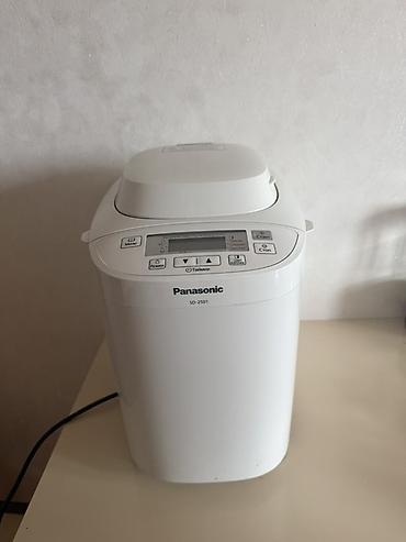 Panasonic SD-2501 çörəkbişirən - Rəng: ağ, kompakt vertikal korpus -