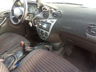 Ford: Ford Focus: 2000 г., 1.4 л, Механика, Бензин, Хэтчбэк — 1