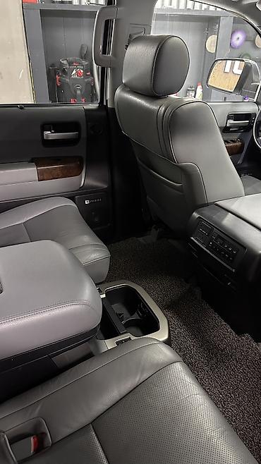 Toyota: Toyota Sequoia: 2010 г., 5.7 л, Автомат, Газ, Внедорожник — 13