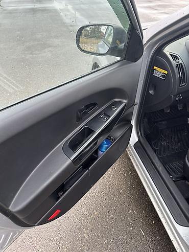 Kia: Kia Ceed: 1.6 l | 2009 il Universal — 11