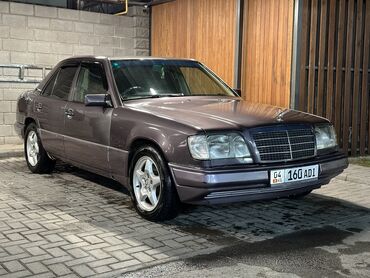 Mercedes-Benz: Mercedes-Benz E-Class: 1993 г., 2.2 л, Автомат, Газ, Седан