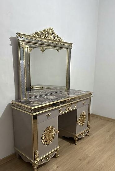 Мебель для дома: Двуспальная кровать, 2 тумбы, Трюмо, Шкаф, Б/у — 8
