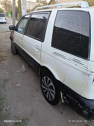 мицу биси: Mitsubishi Space Wagon: 1992 г., 2 л, Механика, Бензин, Минивэн — 4