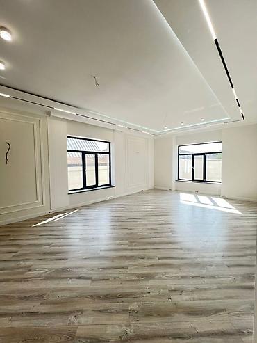 Продажа домов: Дом, 320 м², 6 комнат — 4