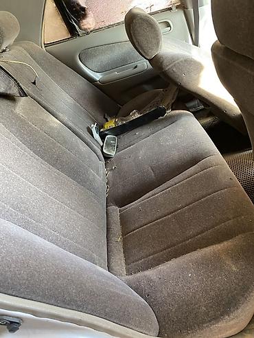 Toyota: Toyota Corolla: 1998 г., Седан — 6