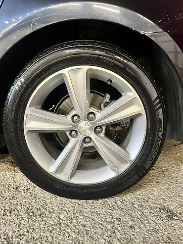 gen: Chevrolet orijinal yüngül lehimli disklər və təkər dəsti - Ölçü: 17 — 2
