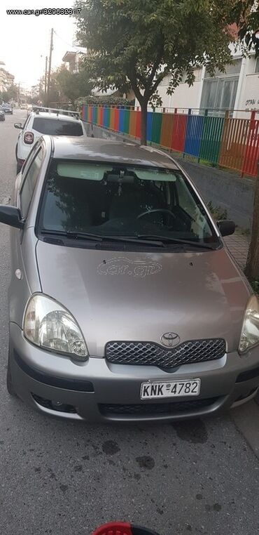 Toyota: Toyota Yaris: 1.3 l. | 2004 έ. Χάτσμπακ — 4