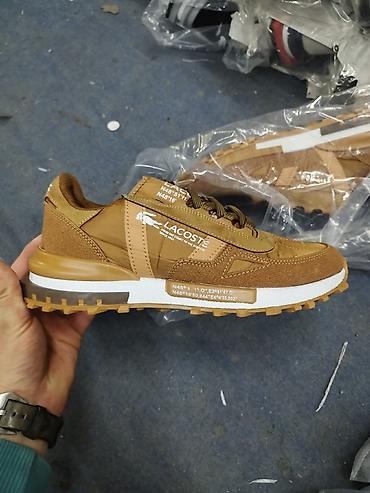 Patike: 40-44 ✅
4300 RSD +ptt 📌 — 11