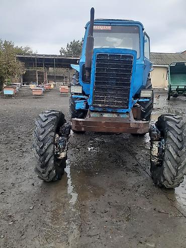 195 70 15c: Belarus 82.1 traktor - Model: Belarus 82.1, kabinəli - Rəng: mavi - — 3