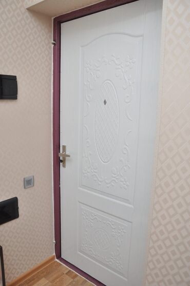 Qonaq otağı dəstləri: Masa və oturacaqlar — 24