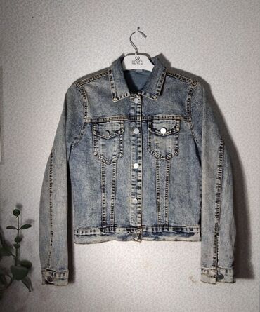 женские кофты со шнуровкой: Denim cins gödəkçə - Rəng və yuma: Açıq-mavi/boz tonlarda vintaj