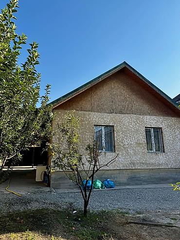 кашкабаш: Продается дом с ухоженным двором и большим навесом. 4.5 соток — 2