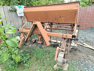 traktor kotanı: Kultivator gubre sepen - Traktora qoşulan, mexaniki ötürücülü kartof — 2