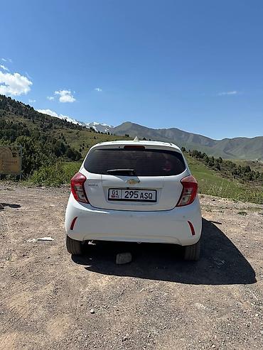 Chevrolet: Chevrolet Spark: 2018 г., 1 л, Вариатор, Бензин, Универсал at lalafo.kg — 5 Chevrolet: Chevrolet Spark: 2018 г., 1 л, Вариатор, Бензин, Универсал — 5