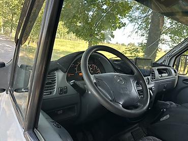 man tgm: Mercedes-Benz Sprinter фургон, белый, средняя база и высокая крыша — 8