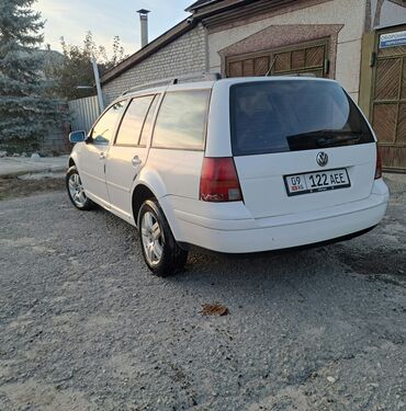 Транспорт: Volkswagen Golf: 2001 г., 2 л, Механика, Бензин, Универсал