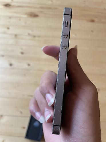 Apple iPhone: IPhone 5s, 32 GB, Desert Titanium — 6